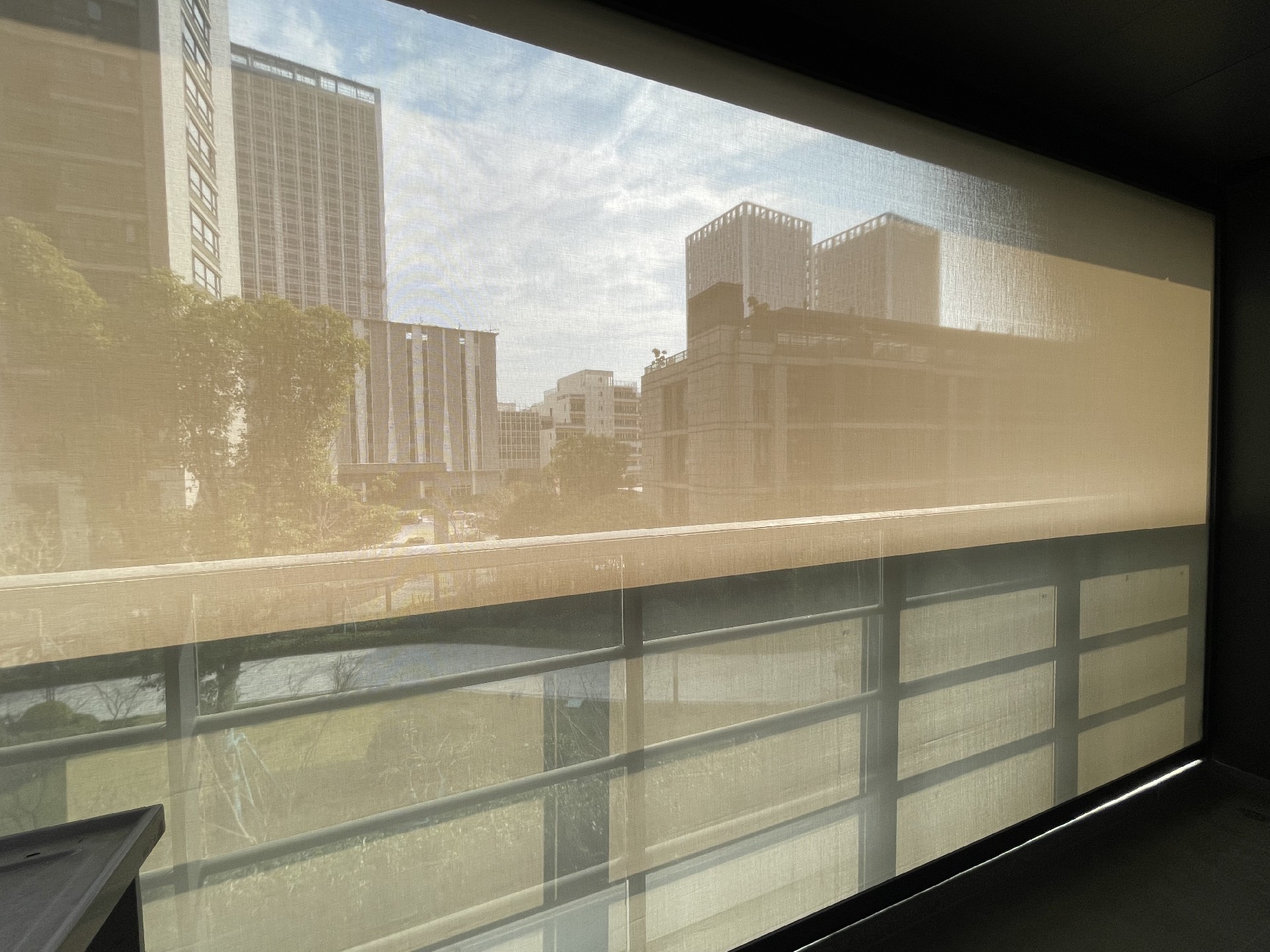 杭州航城遮陽(yáng)防風(fēng)卷簾