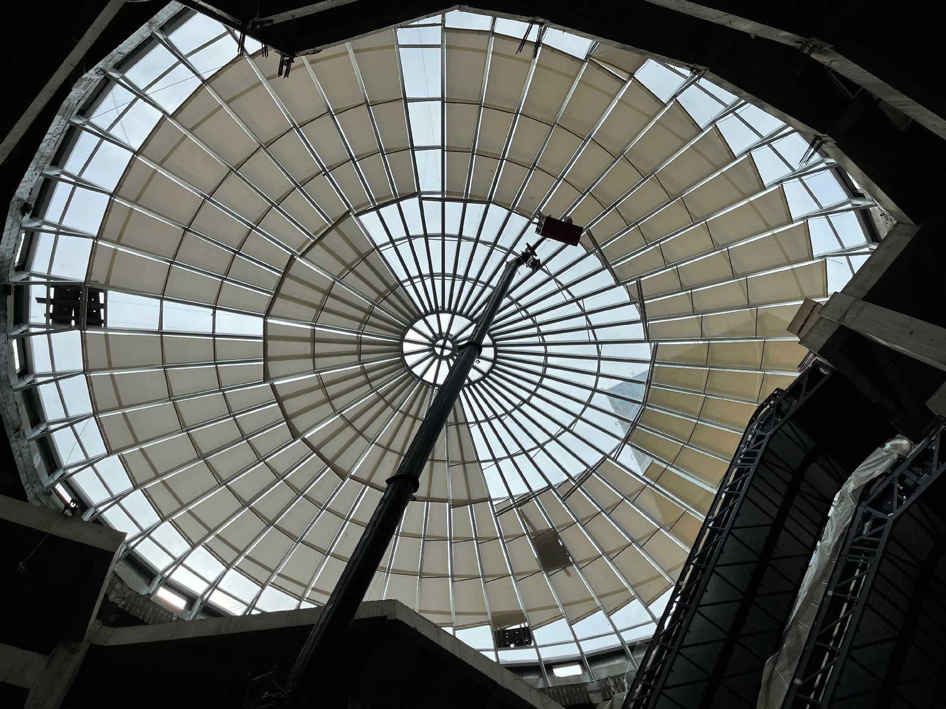 采光頂電動(dòng)遮陽(yáng)簾